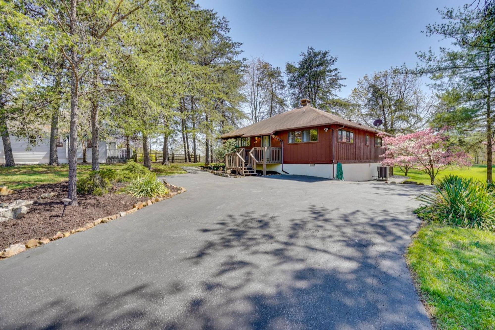 Retreat On The Woods Resort Mtn View Golf Course! Hedgesville Exterior foto